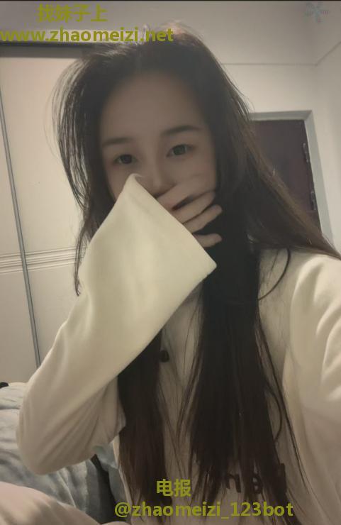 身材很棒的小姐姐