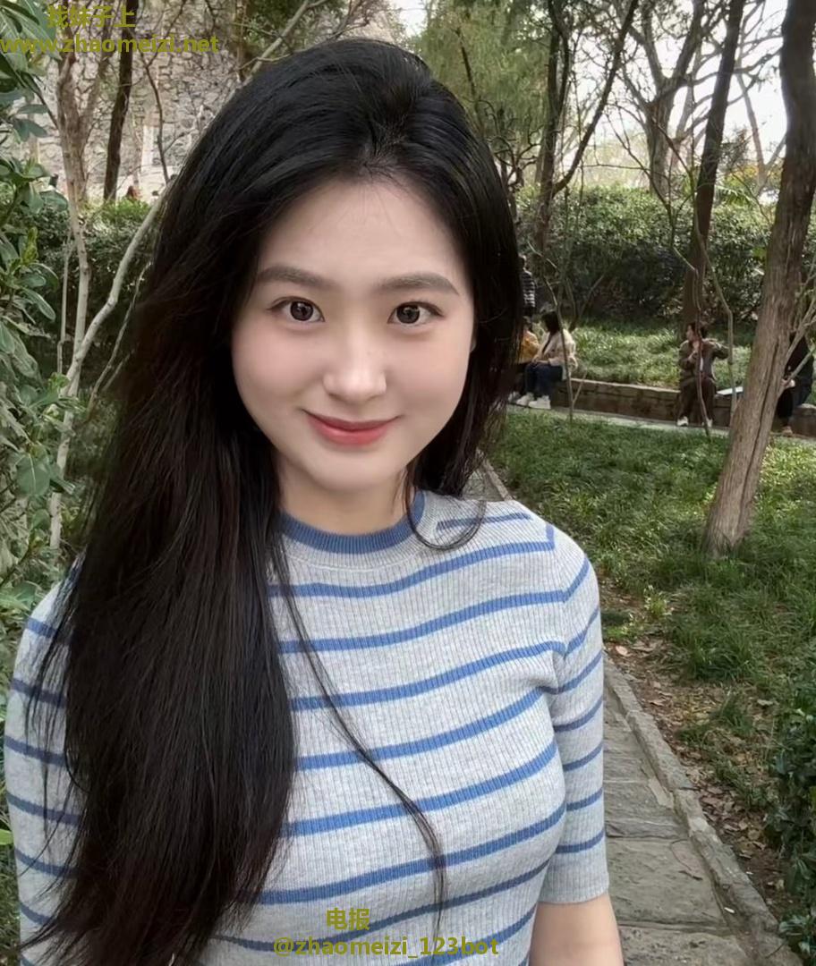 身材很棒的小姐姐