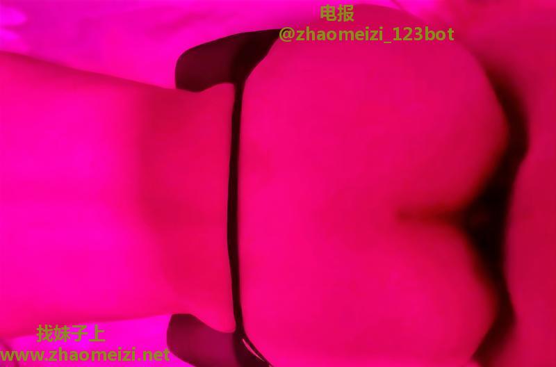 黑长直纯欲大长腿