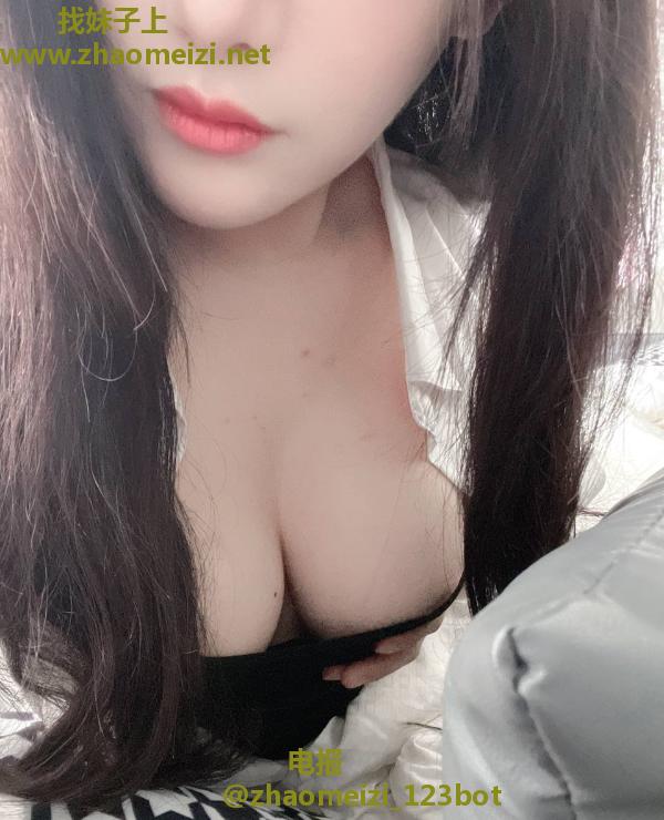 新到巨乳御姐在兼职