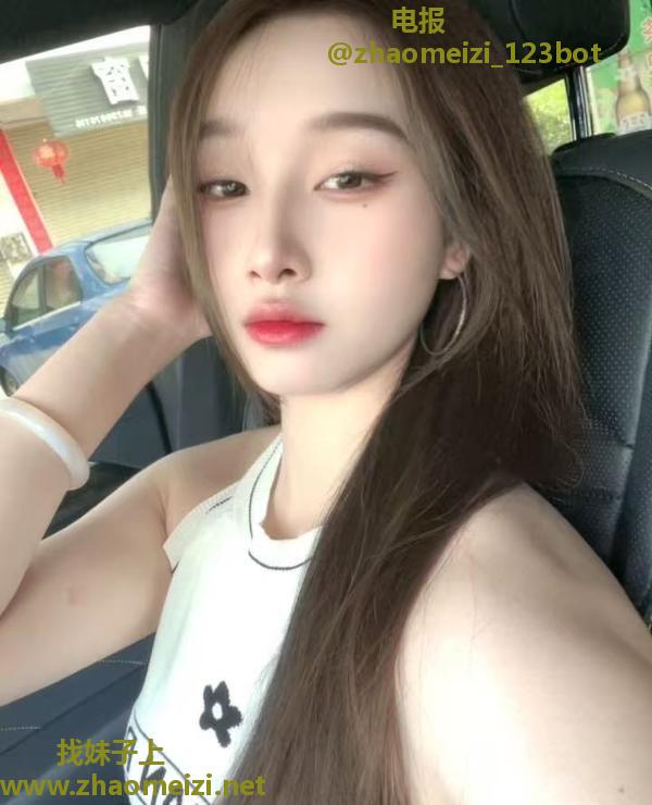 宝安女友感小美