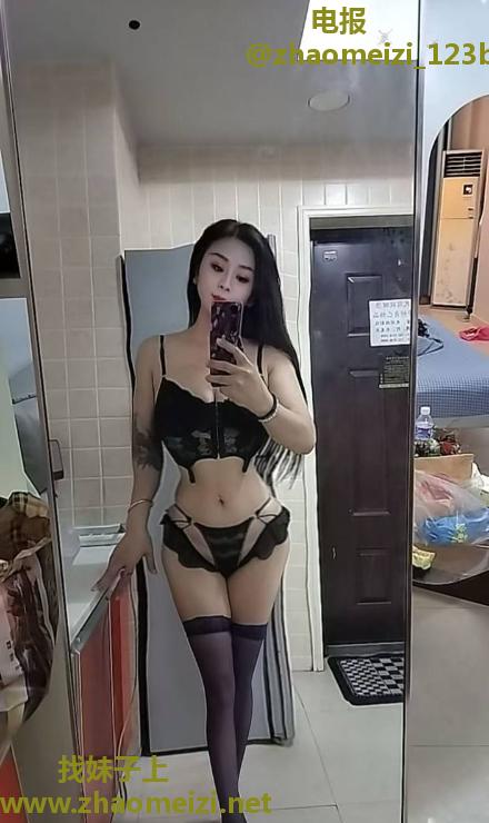 风骚性感大胸姐姐