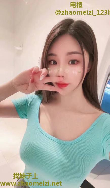 东四环大E奶歪豆子