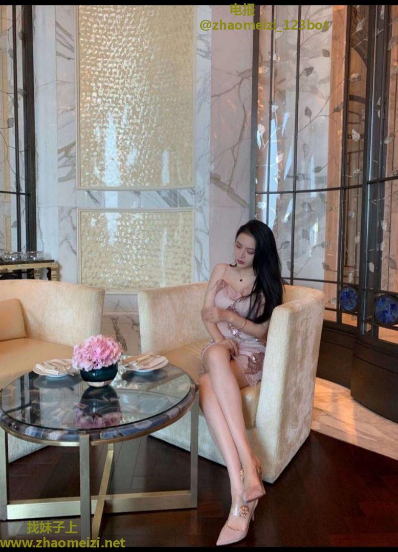 广州骚货长腿调教母狗