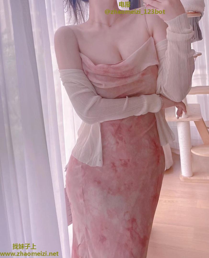 崇川个人娇小型大胸姐姐