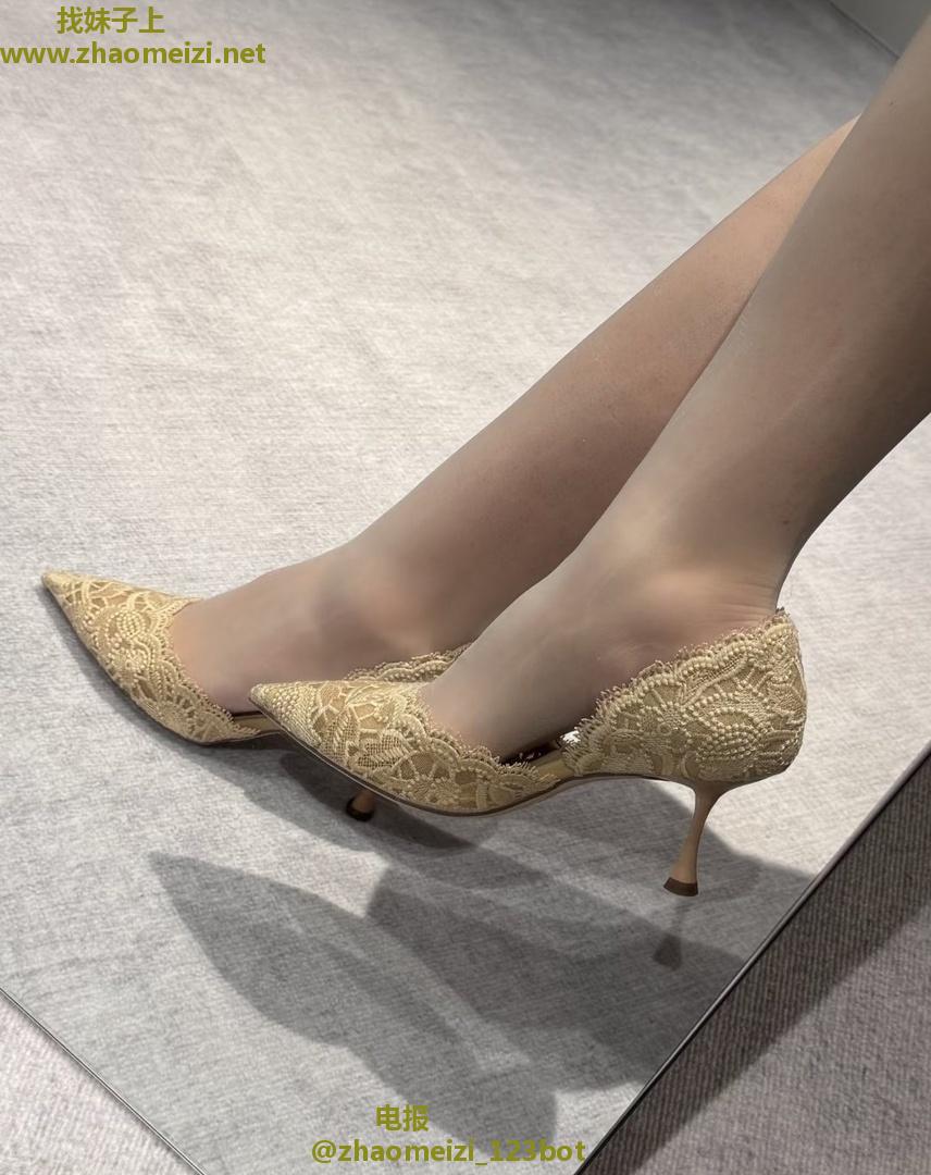 崇川个人娇小型大胸姐姐