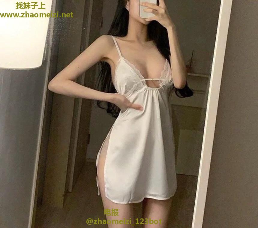 温柔贴心颜值女友