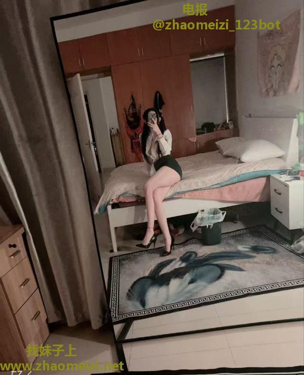 海珠风骚女友颜值悠悠