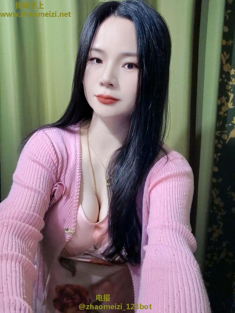 风情万种小姐姐