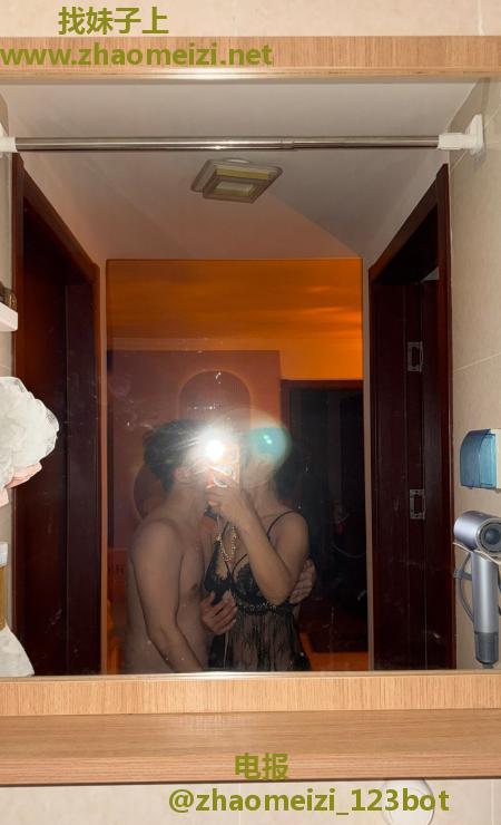 成寿寺御姐佳佳