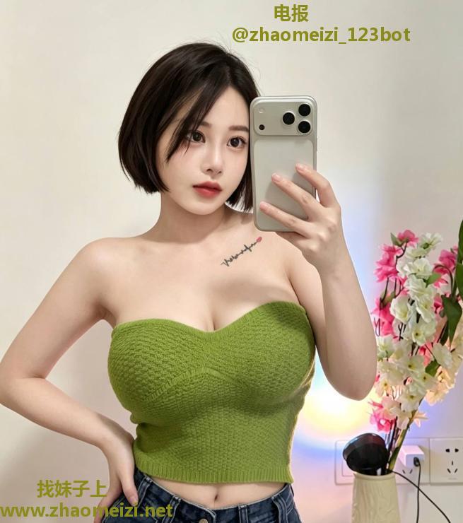 酥软大胸服务好妹子