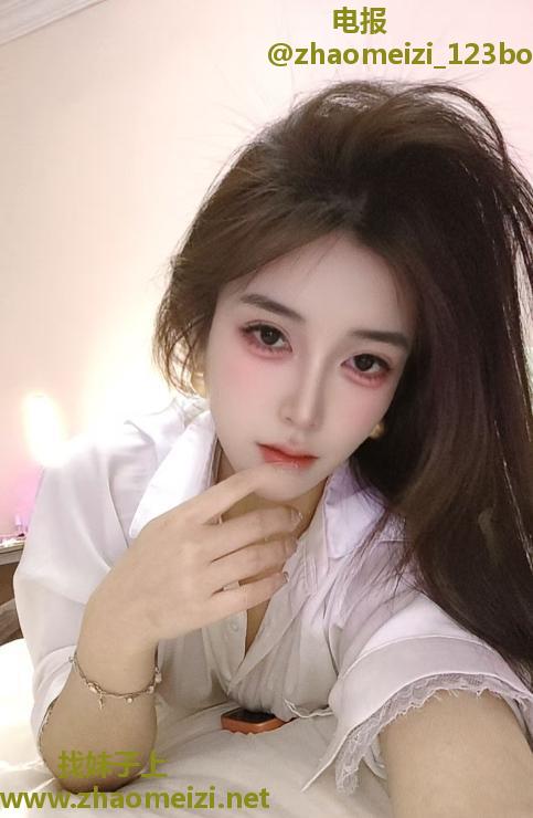 东站小妖姬骚货