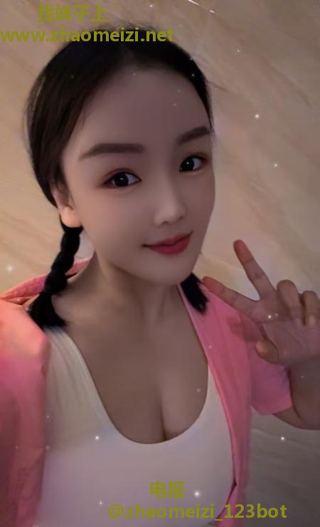 纯欲小姐姐依依