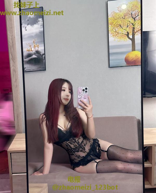 武侯情趣翘臀御姐小椰