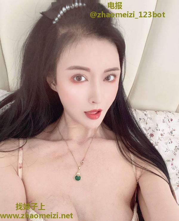 东区性感小姐姐