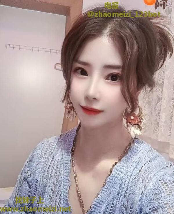 江岸服务小妹
