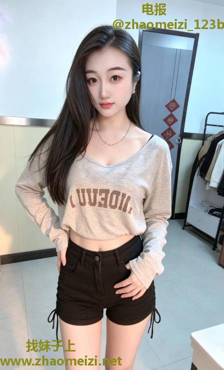 坂田长发美女小雯