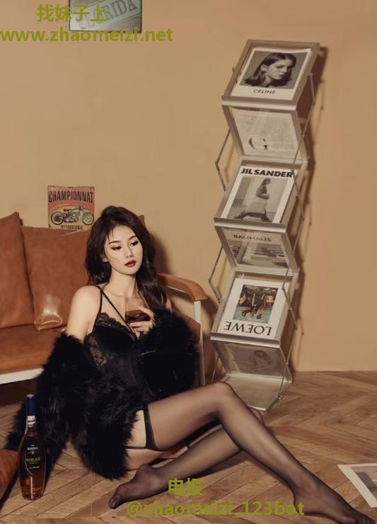 宝藏老师王果儿
