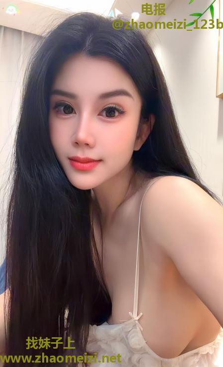 性感翘臀骚女丽娜