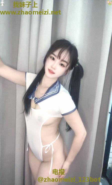 双马尾大胸婷婷