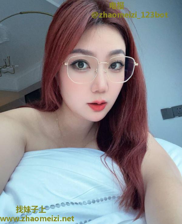 黑丝高跟颜值老师