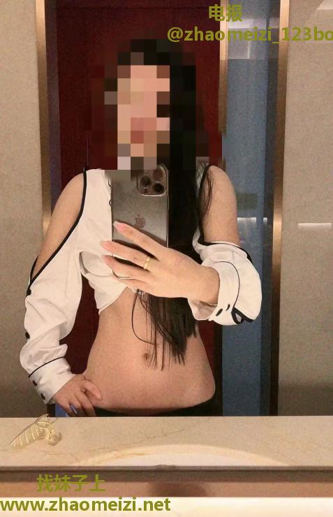 大同性感少妇紫薇