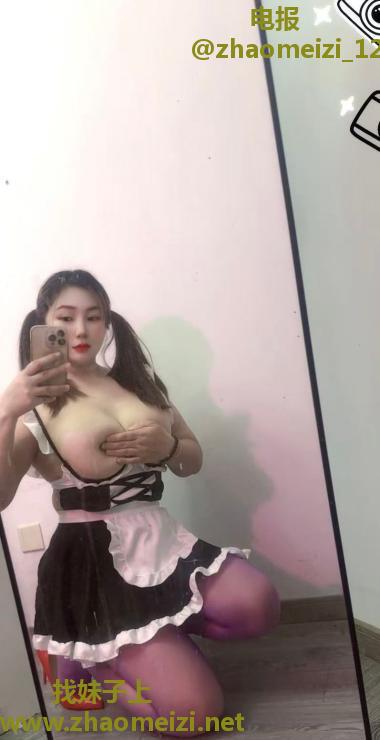 宝山水磨巨乳骚女