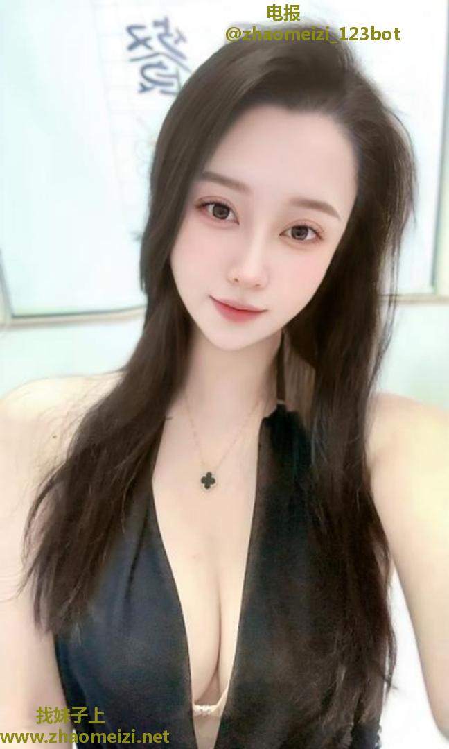 粉嫩大奶小穴紧致服务赞