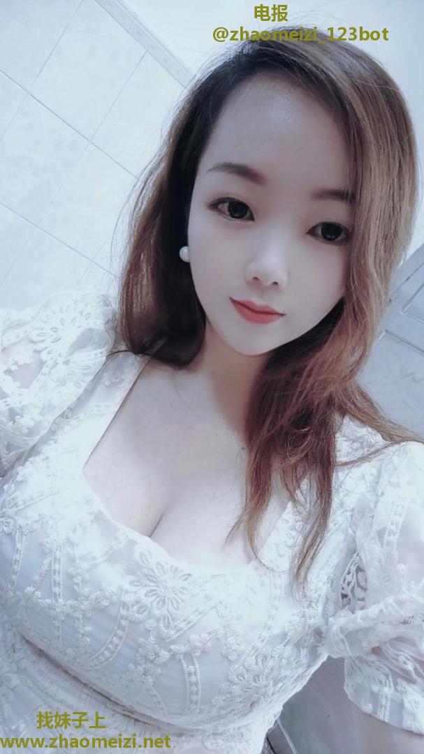 粉嫩少女水多敏感会喷