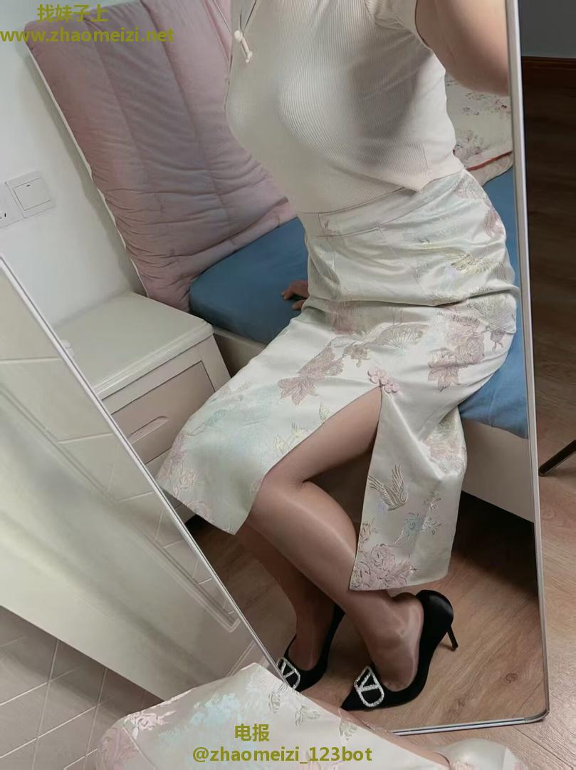 熟女骚逼乔娜