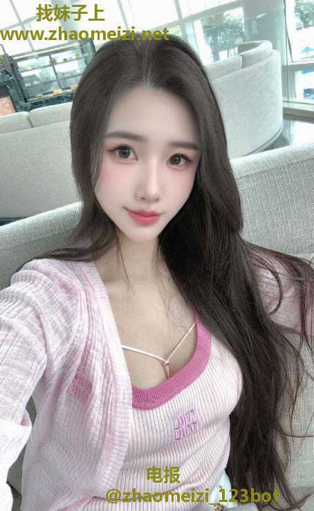 前凸后翘颜值子萱老师