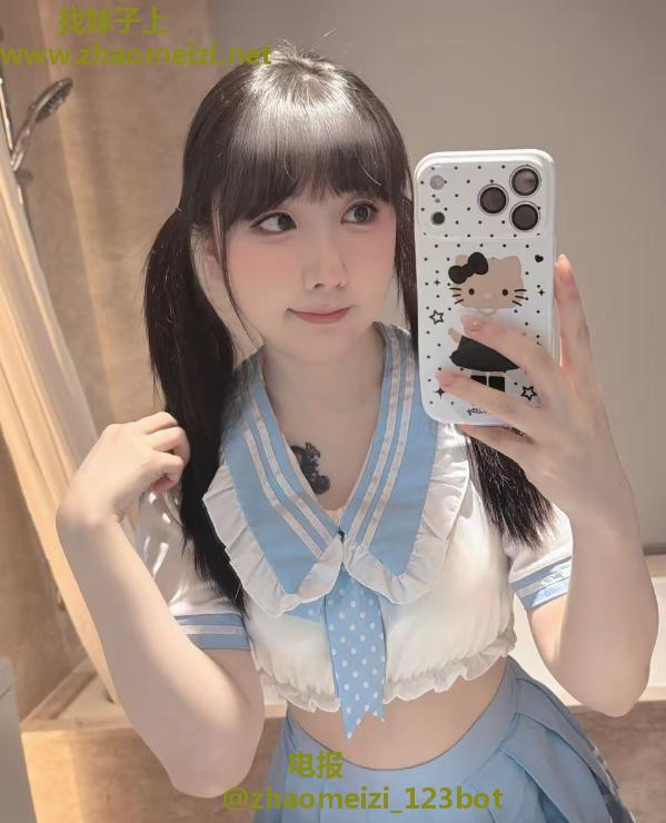 可爱迷人小萝莉爱宝