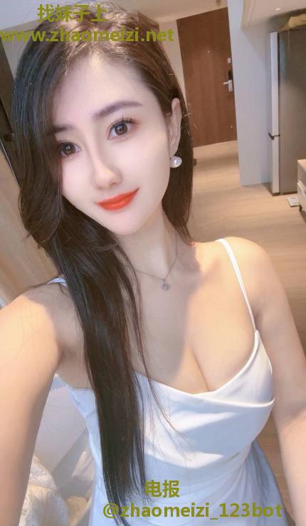 舌吻性感大美美老师