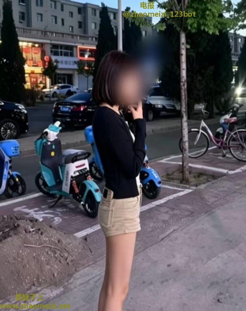 纯纯兼职小少妇