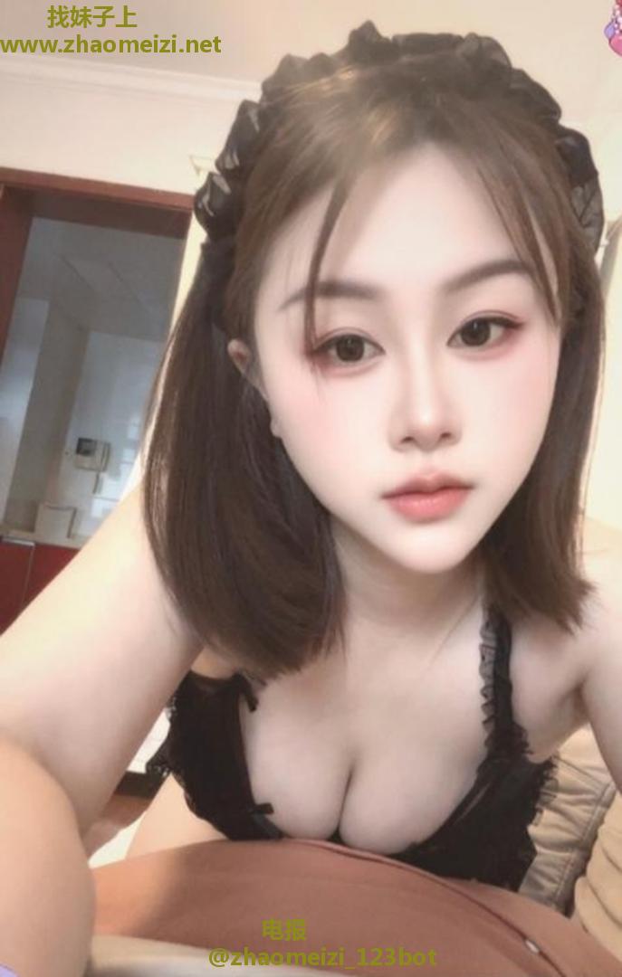 气质美女叫声相当销魂