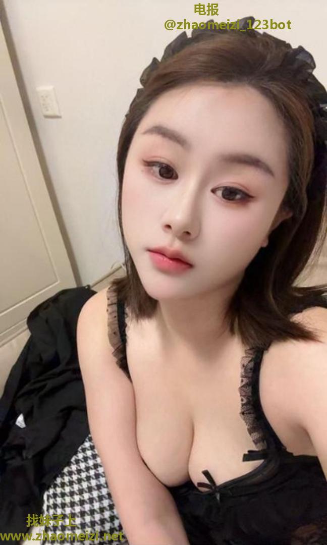 气质美女叫声相当销魂
