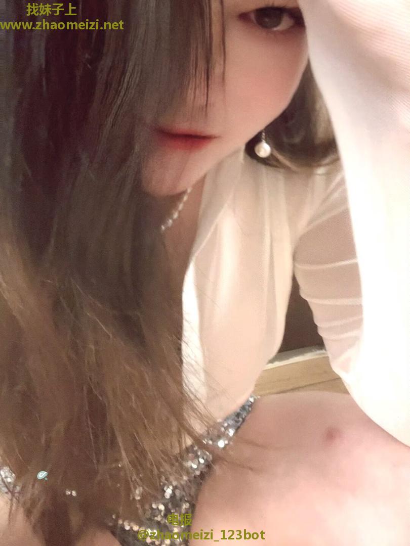 合肥三点粉大奶小骚妇