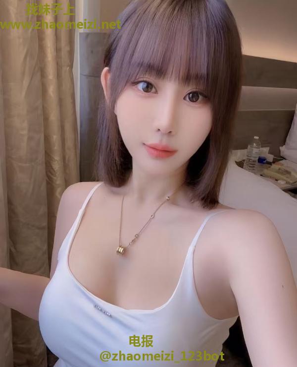 七宝健身小姐姐