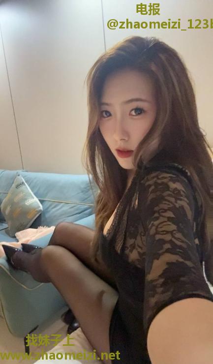 妩媚小御姐