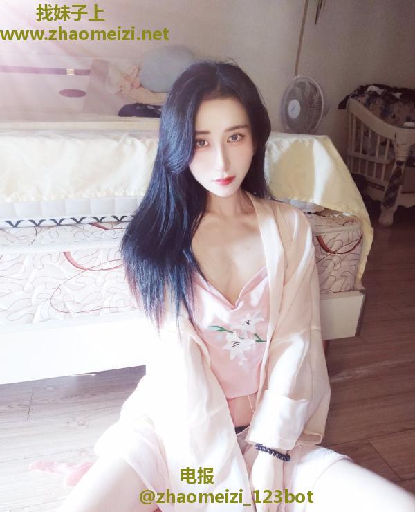 二刷湖塘小姐姐