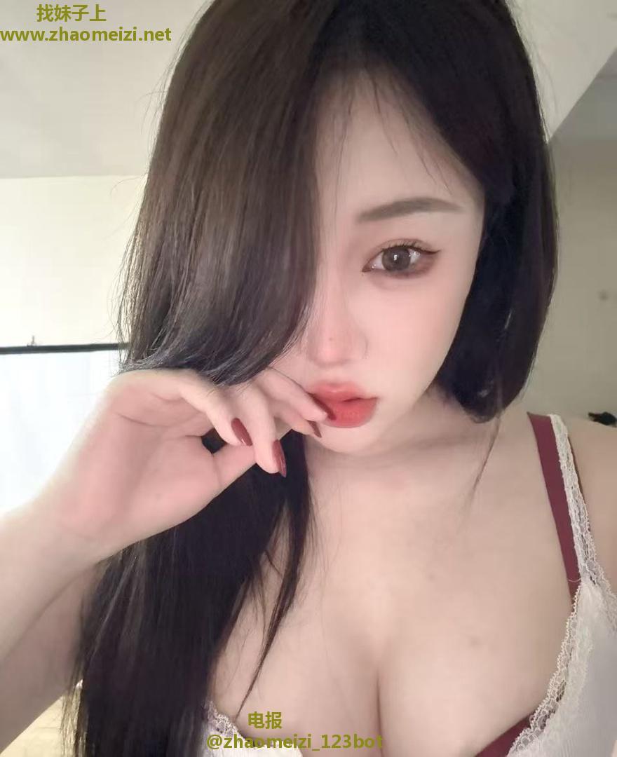 肉臀大奶柔柔