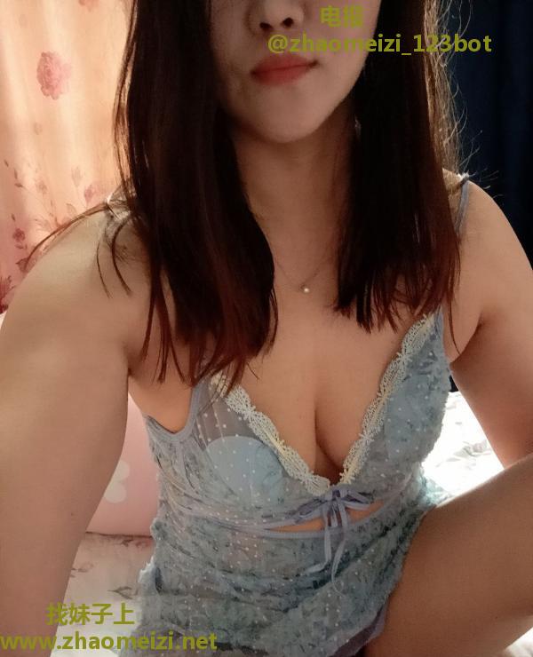 巨乳肥臀榨汁机
