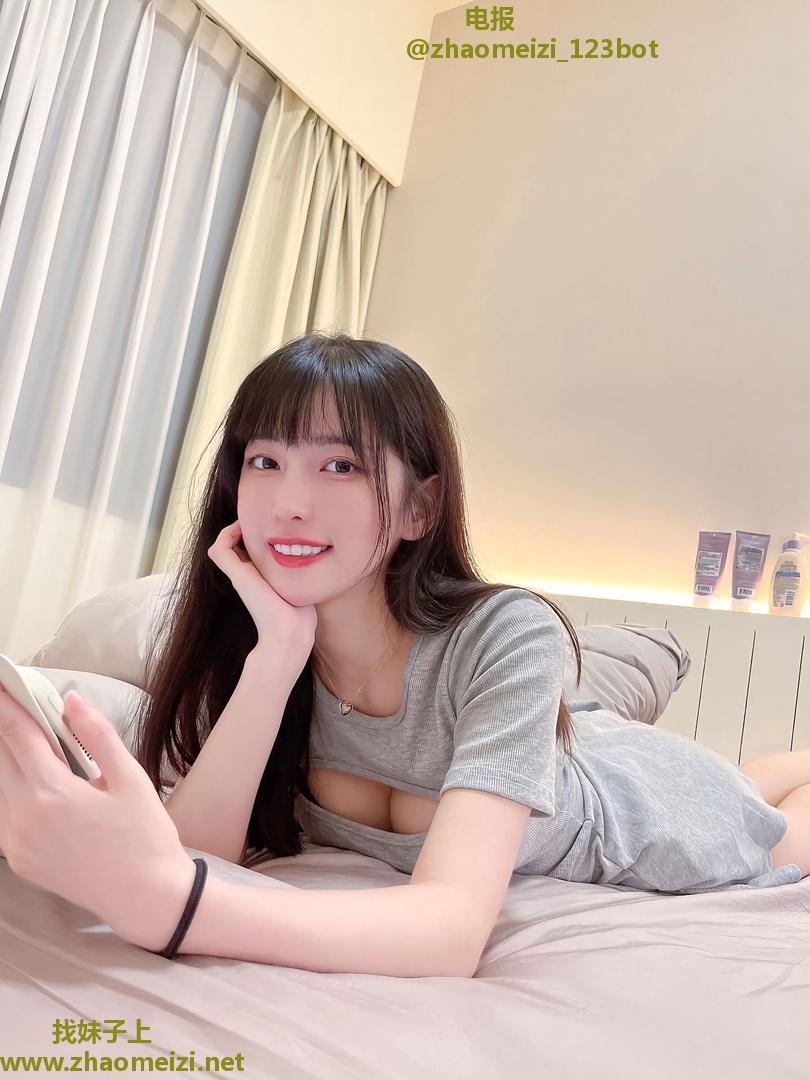 长沙乖巧听话丰满学妹