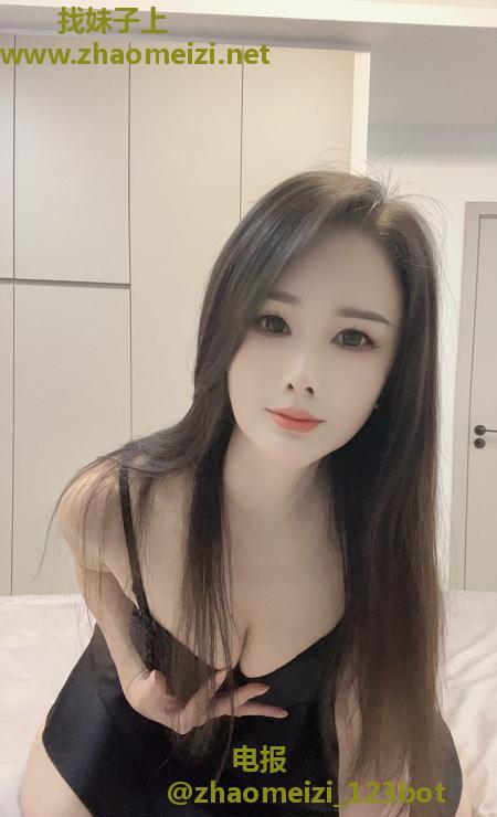萧山舌吻巨臀妹子