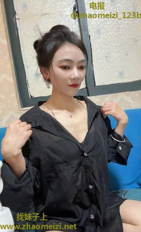 苗条款朵朵