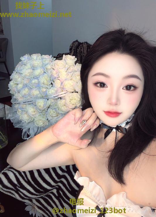 胸大可爱的甜妹妹