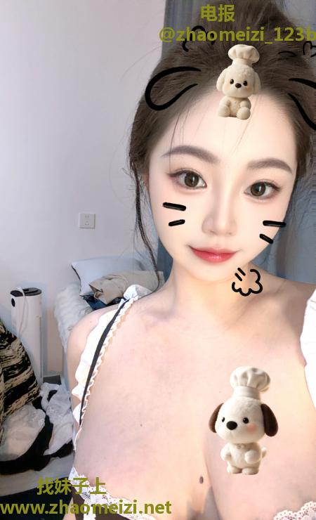 胸大可爱的甜妹妹