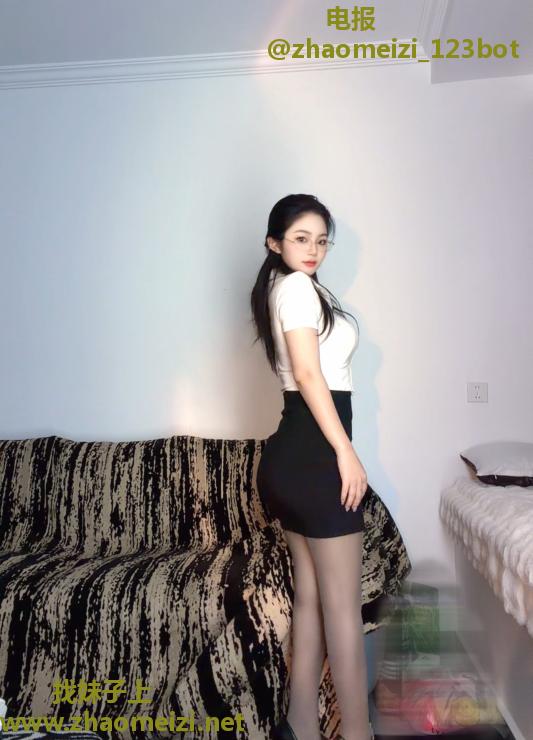 胸大可爱的甜妹妹