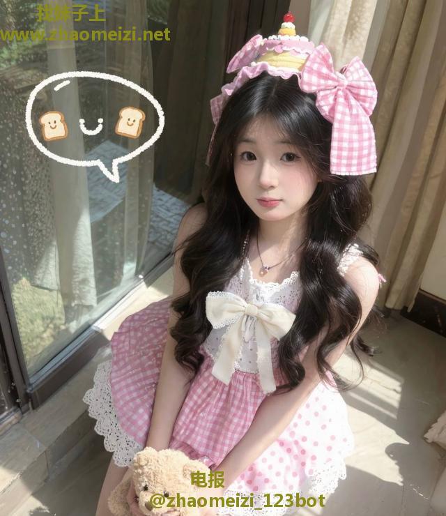 粉嫩颜值女友系老师