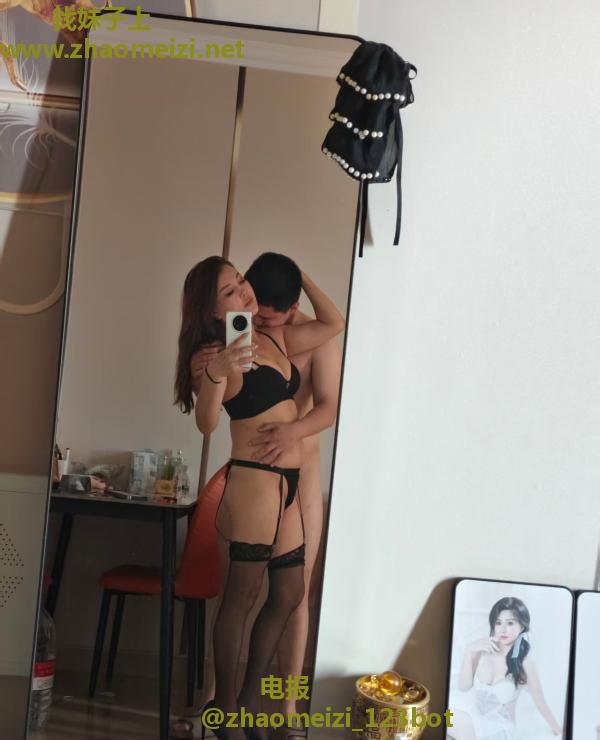朝阳倒立萧长腿骚妇